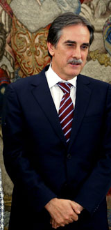 El ministro de Trabajo, Valeriano Gmez